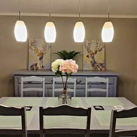 3 Bedroom In The Center Of Larochette