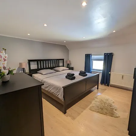 3 Bedroom In The Center Of