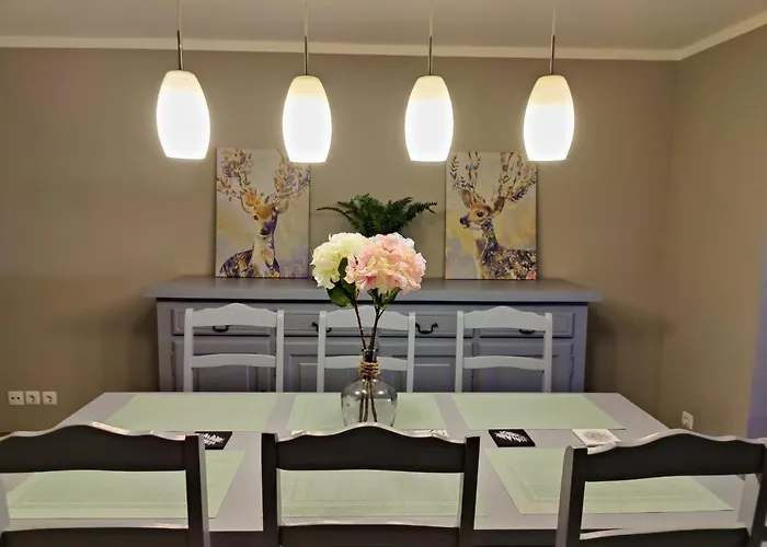 3 Bedroom In The Center Of Larochette