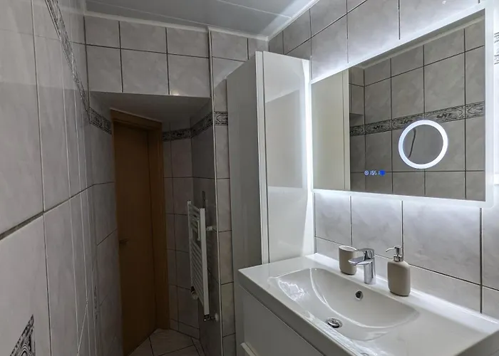 3 Bedroom In The Center Of Appartement