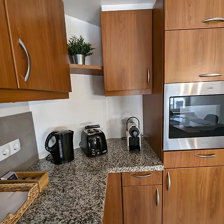 3 Bedroom In The Center Of