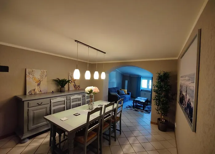 3 Bedroom In The Center Of Apartment
