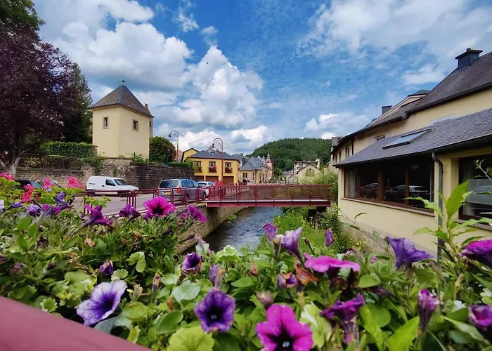 Apartment 3 Bedroom In The Center Of *